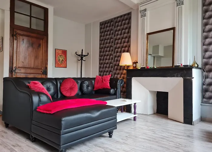 La Belle Epoque, Grand En Centre-ville Foix