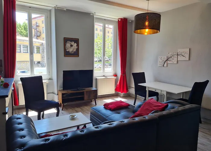 Apartment La Belle Epoque, Grand En Centre-ville